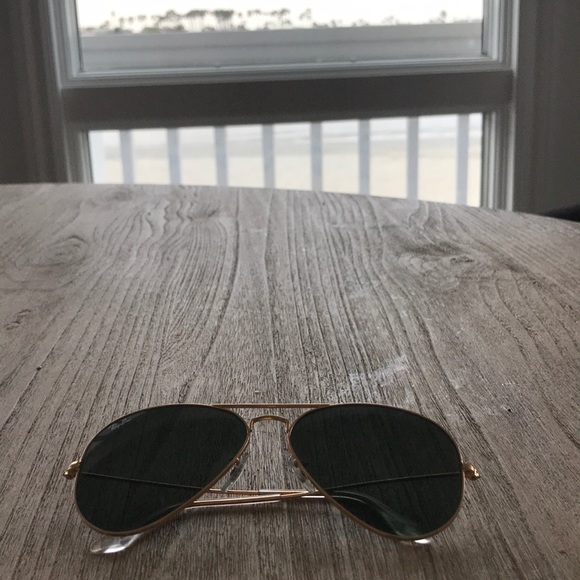 RayBan Aviators - Picture 2 of 6
